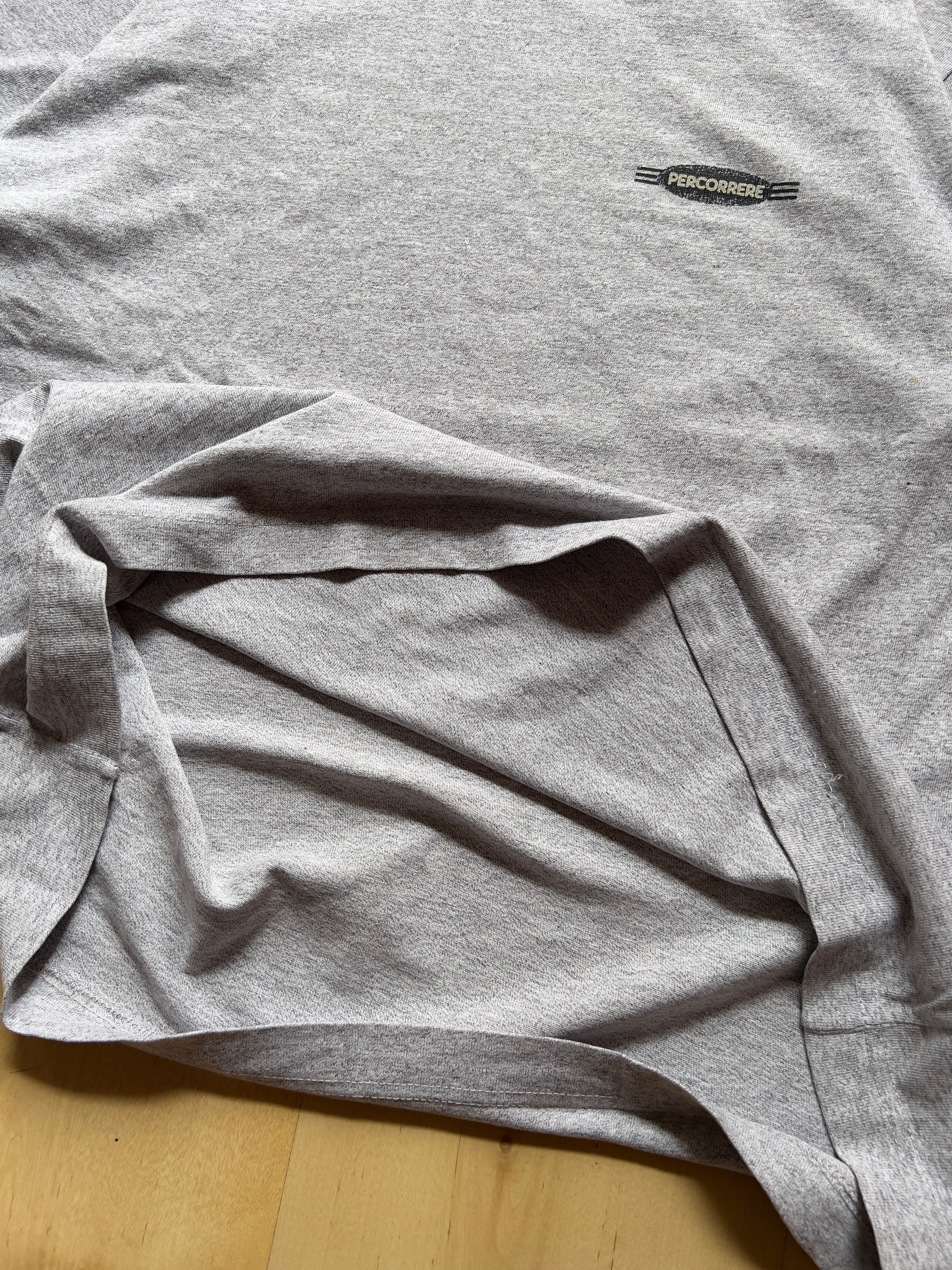GREY 'PERCORERRE' T-SHIRT - L AT JIM'S