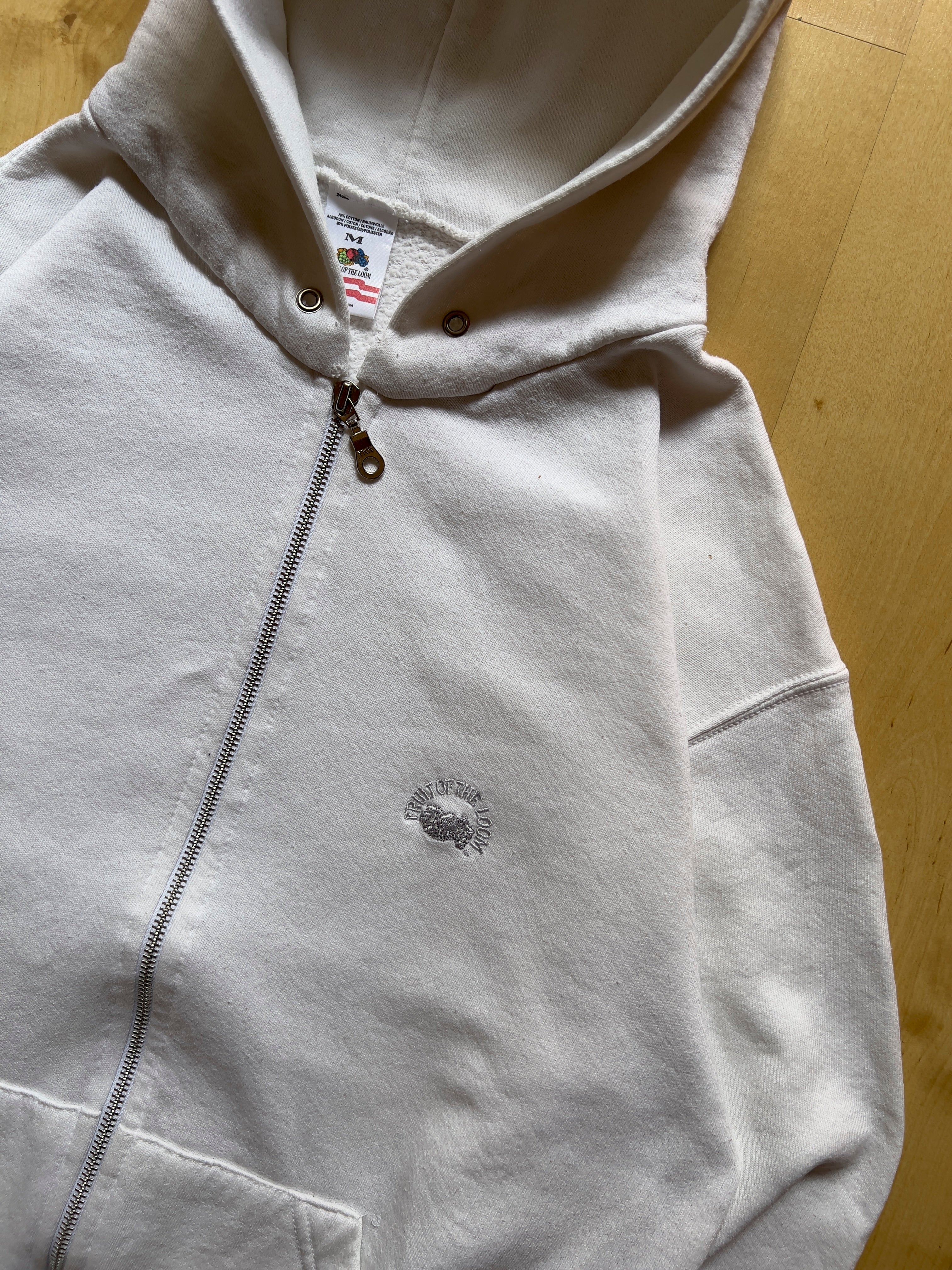 WHITE FRUIT OF THE LOOM ZIP UP - M AT JIM'S