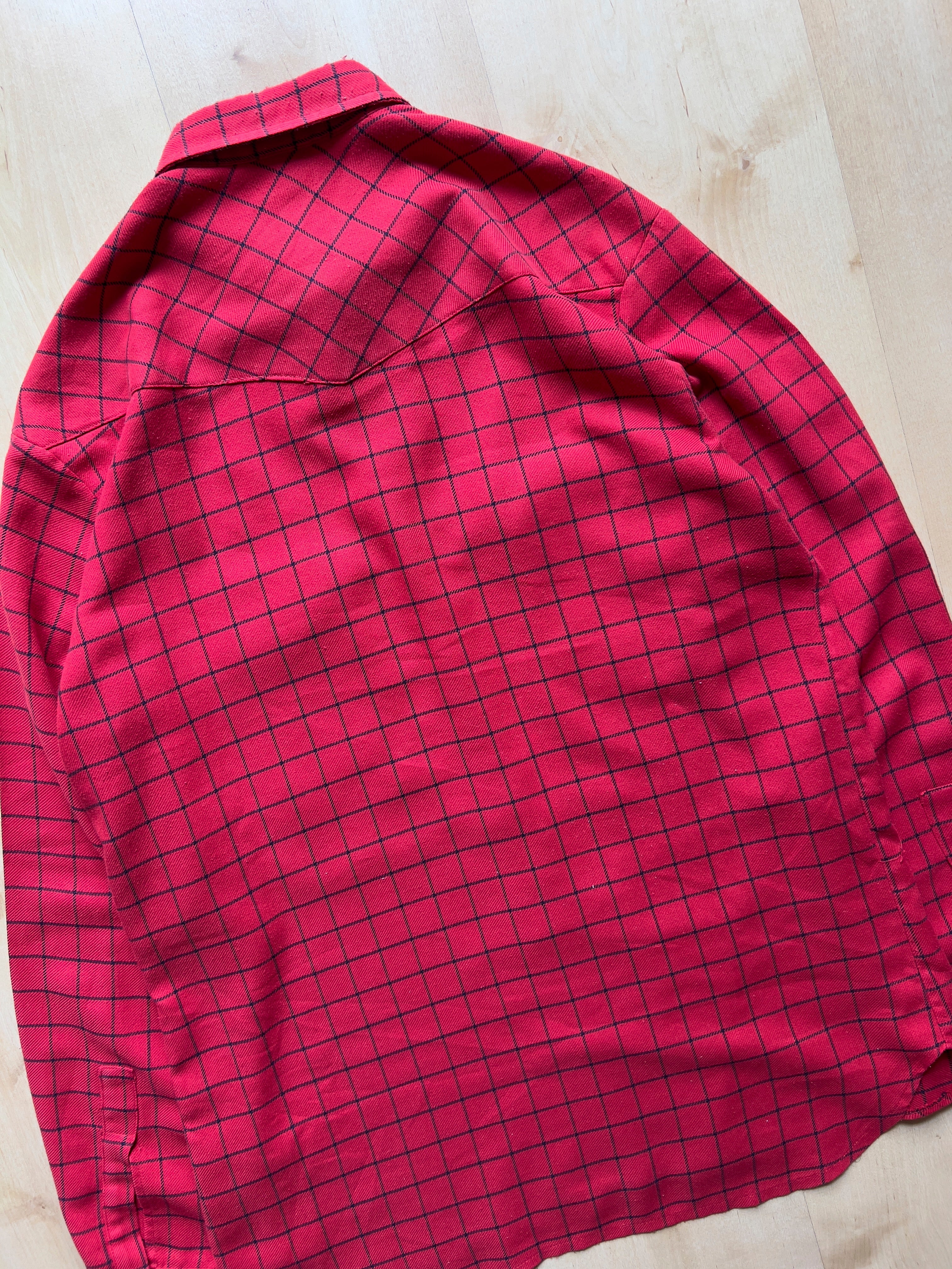 RED/BLACK WRANGLER FLANNEL - M AT JIM'S