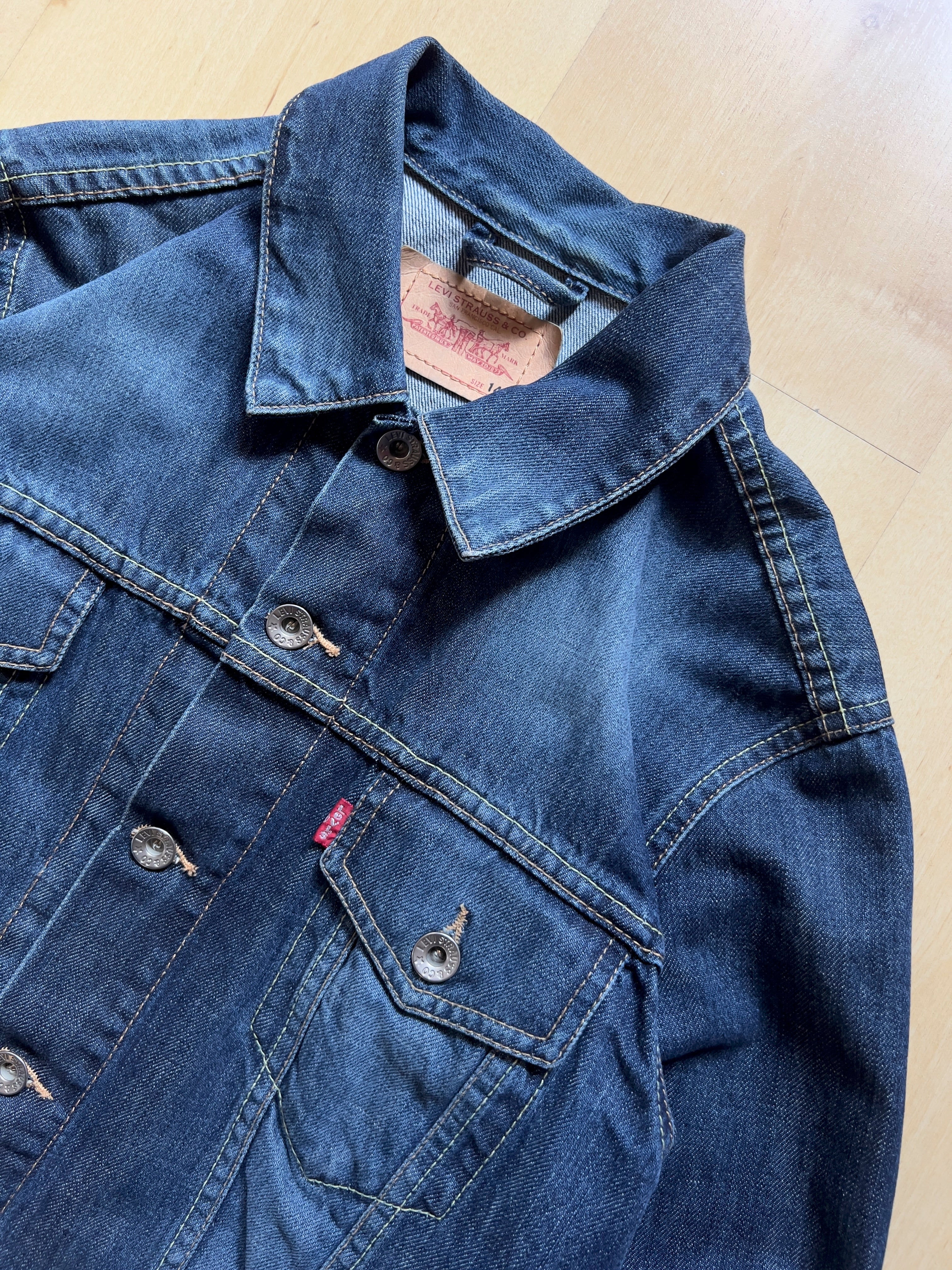 BLUE LEVI'S DENIM JACKET (W) - S AT JIM'S