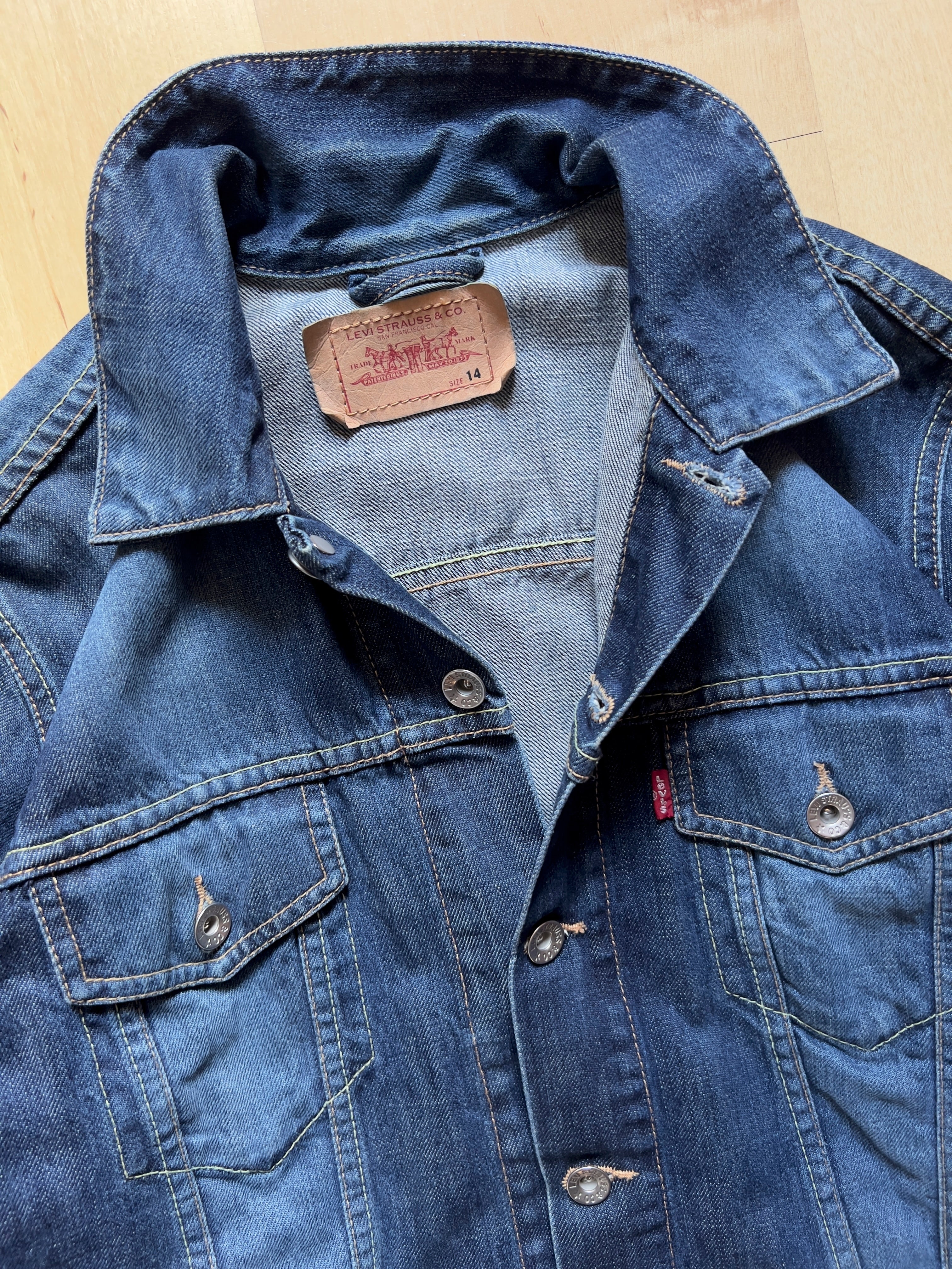 BLUE LEVI'S DENIM JACKET (W) - S AT JIM'S