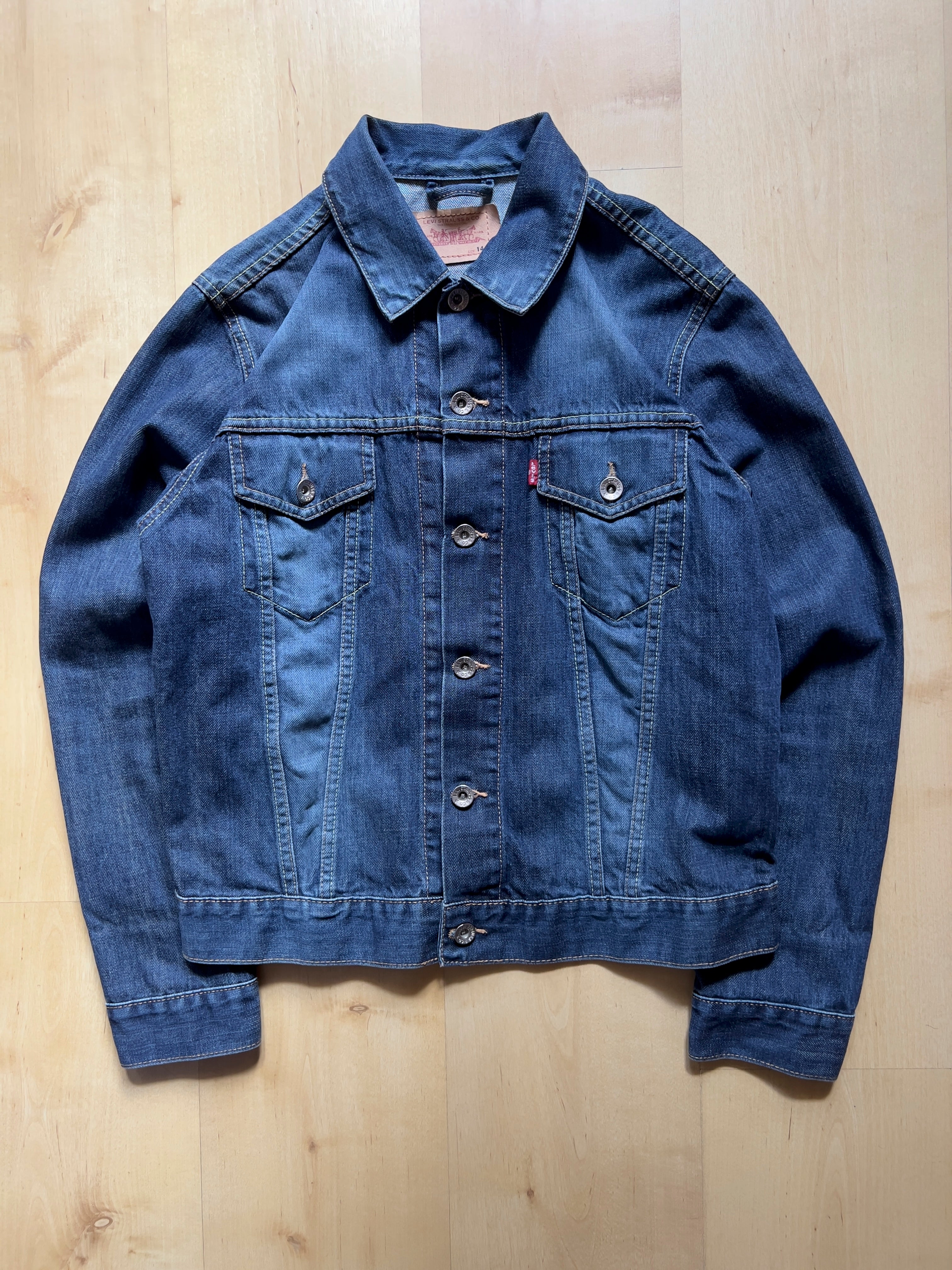 BLUE LEVI'S DENIM JACKET (W) - S AT JIM'S