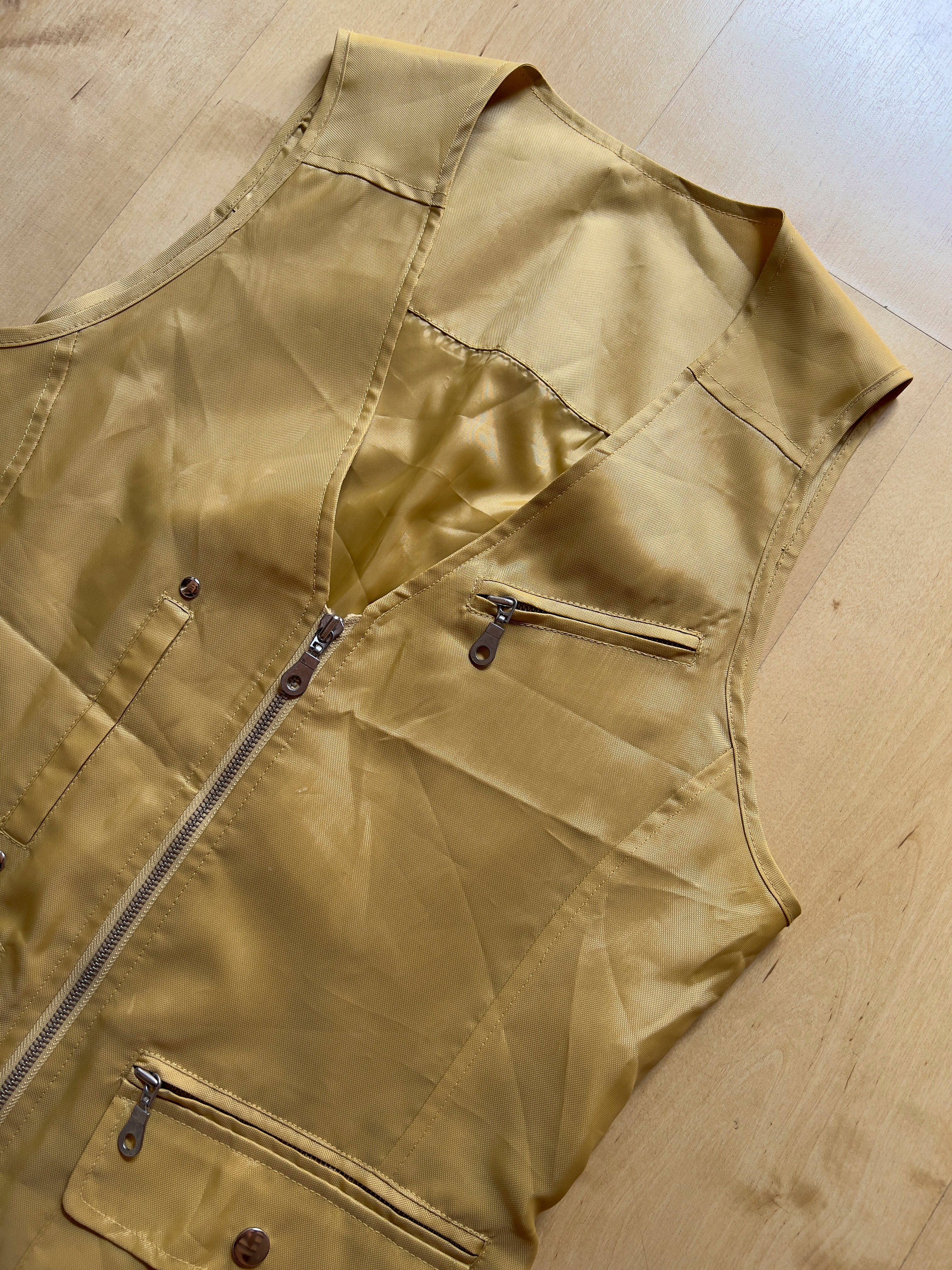 YELLOW FISHING VEST - M AT JIM'S