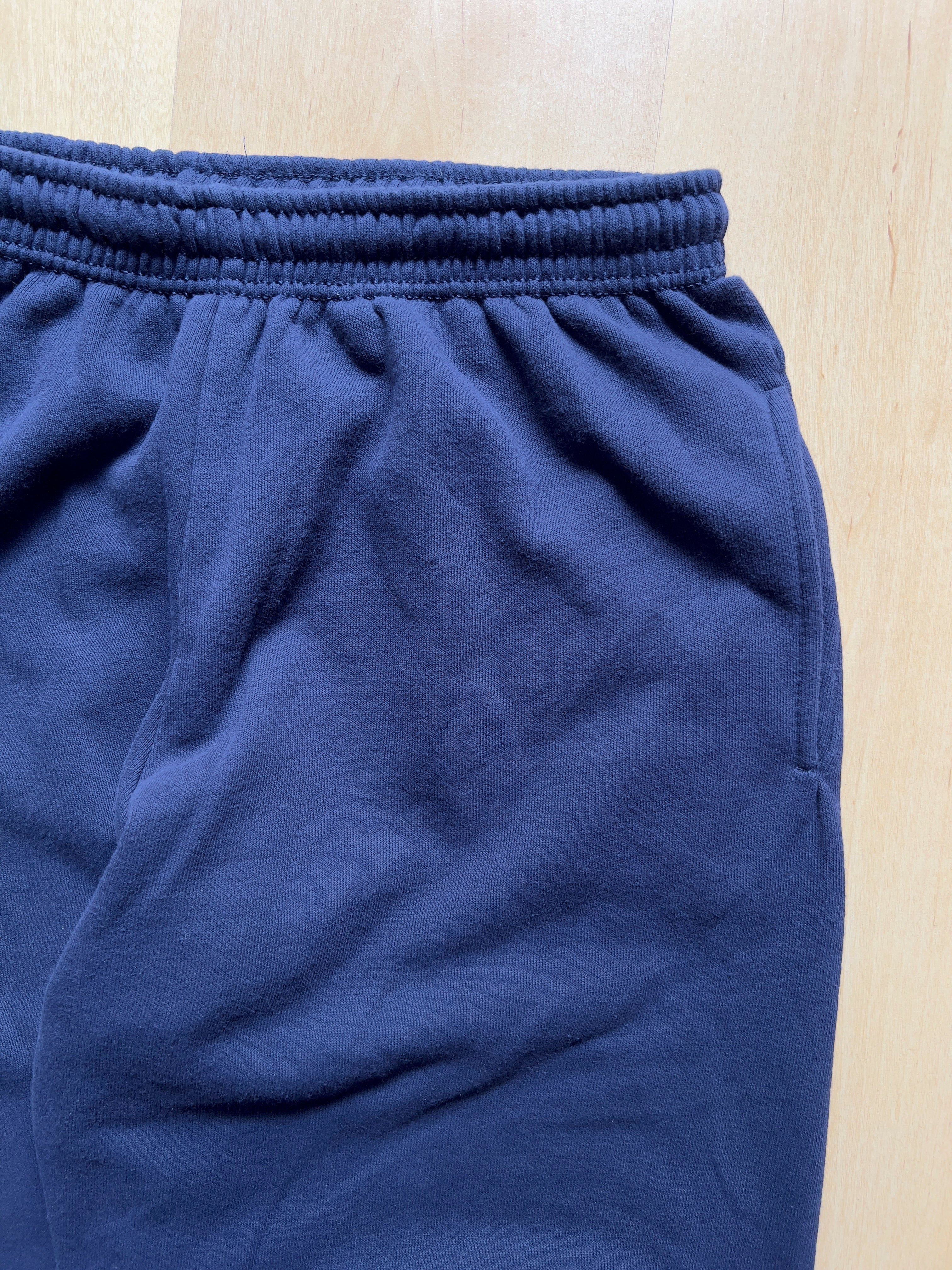 NAVY FRUIT OF THE LOOM SWEATPANTS - 31X31/L AT JIM'S