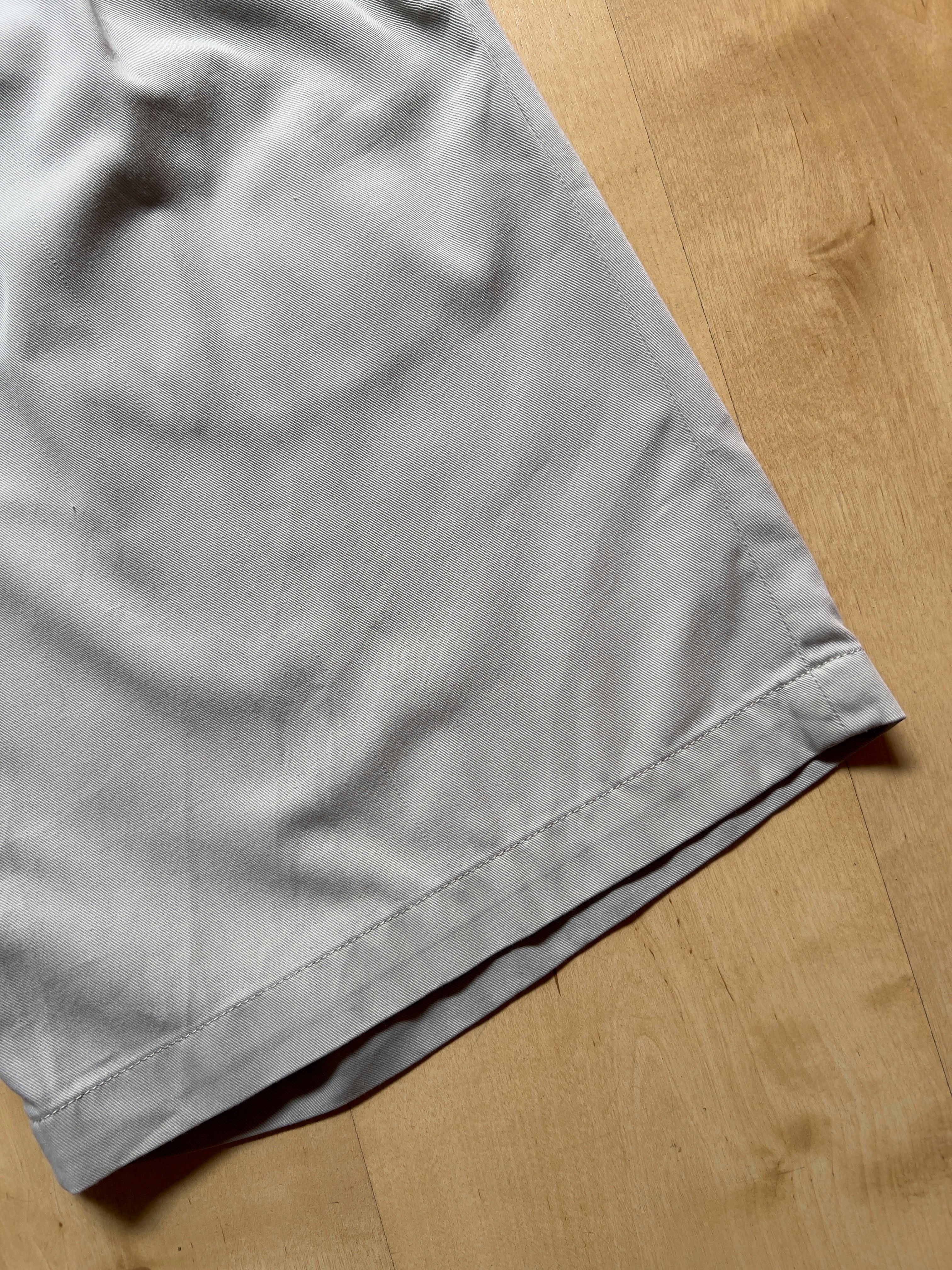 BLUE GREY PLEATED SHORTS - 35X10/L AT JIM'S