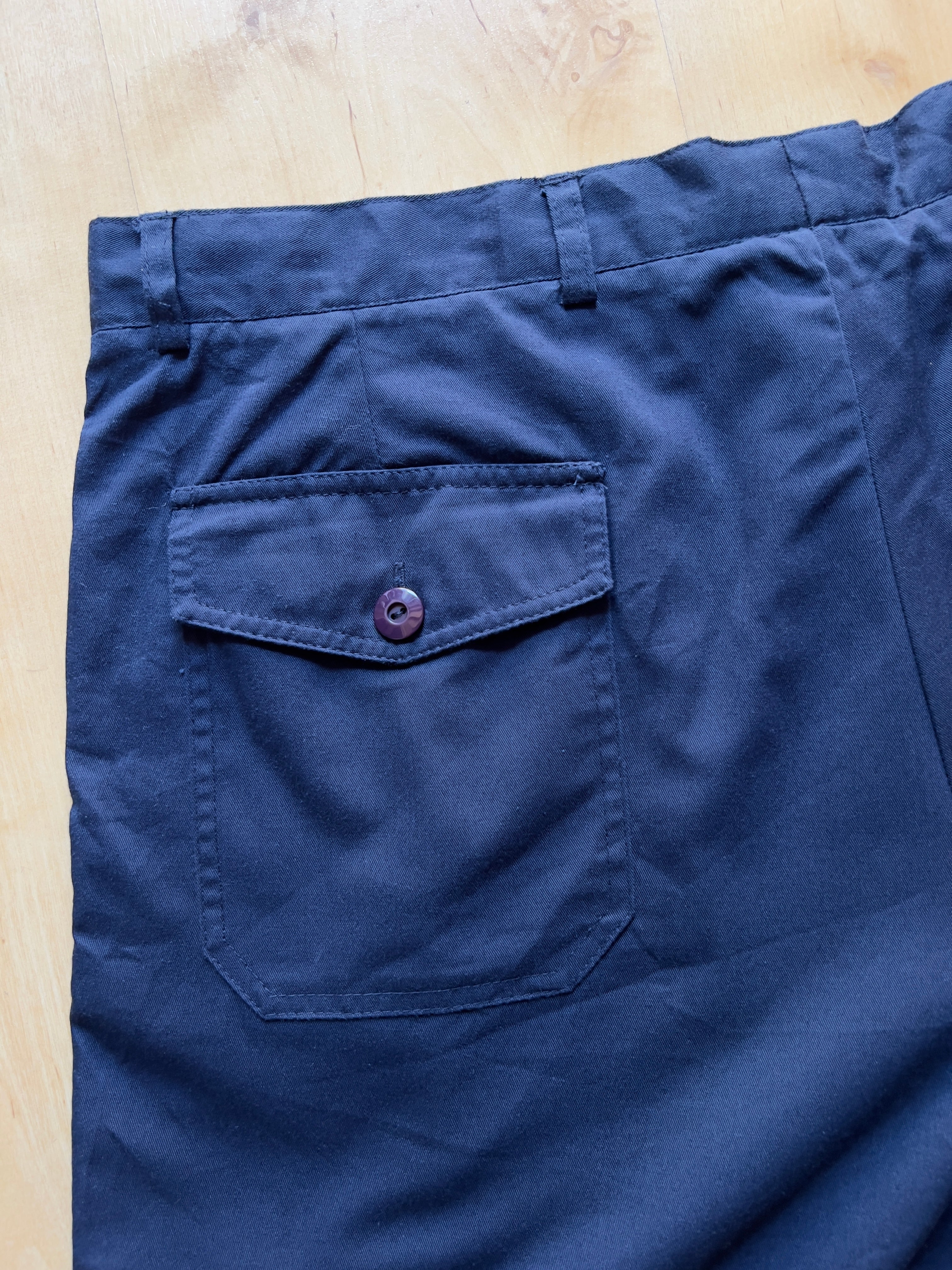 NAVY PLEATED SHORTS - 48X6/XL AT JIM'S