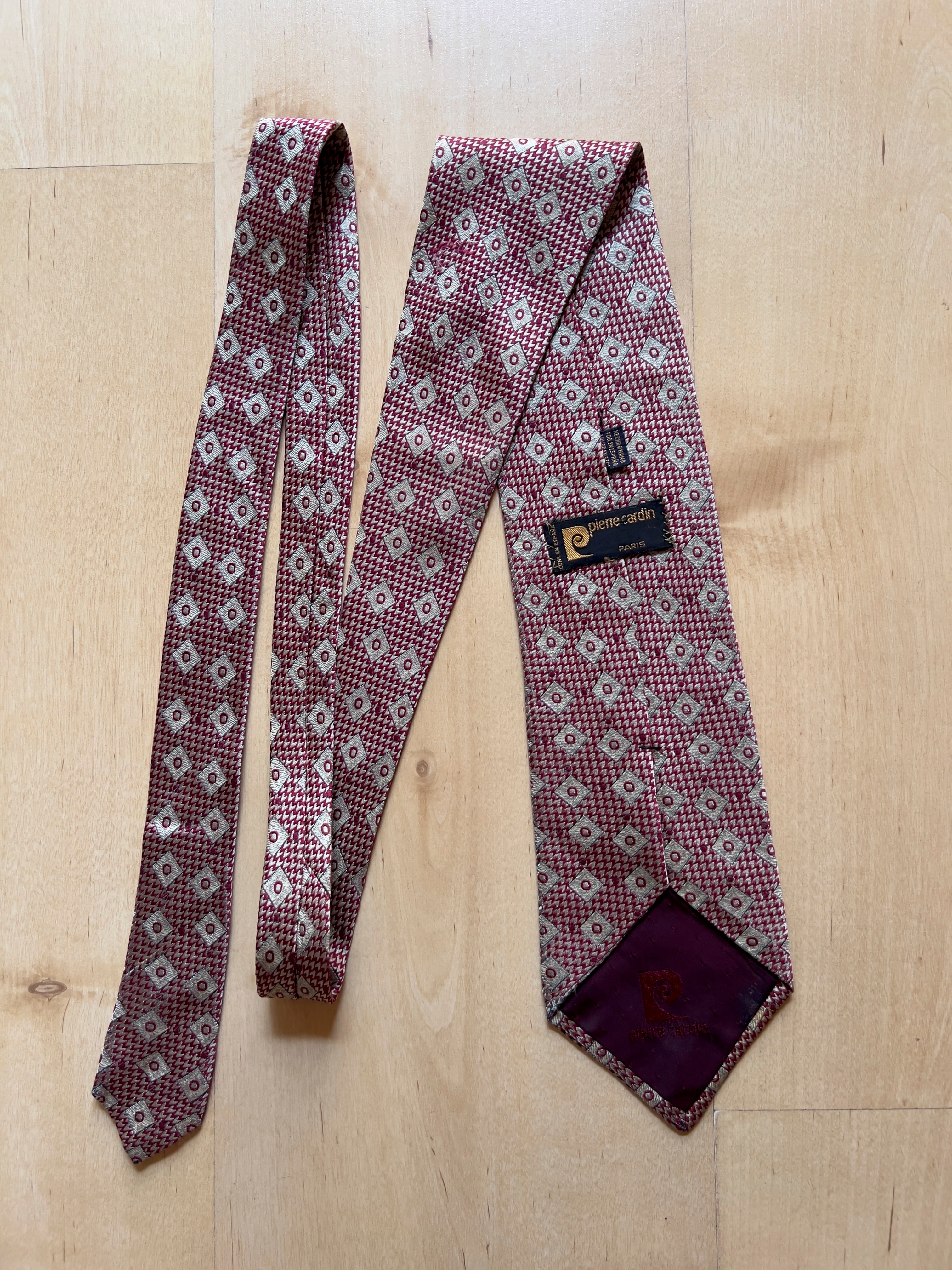 RED PIERRE CARDIN SILK TIE AT JIM'S