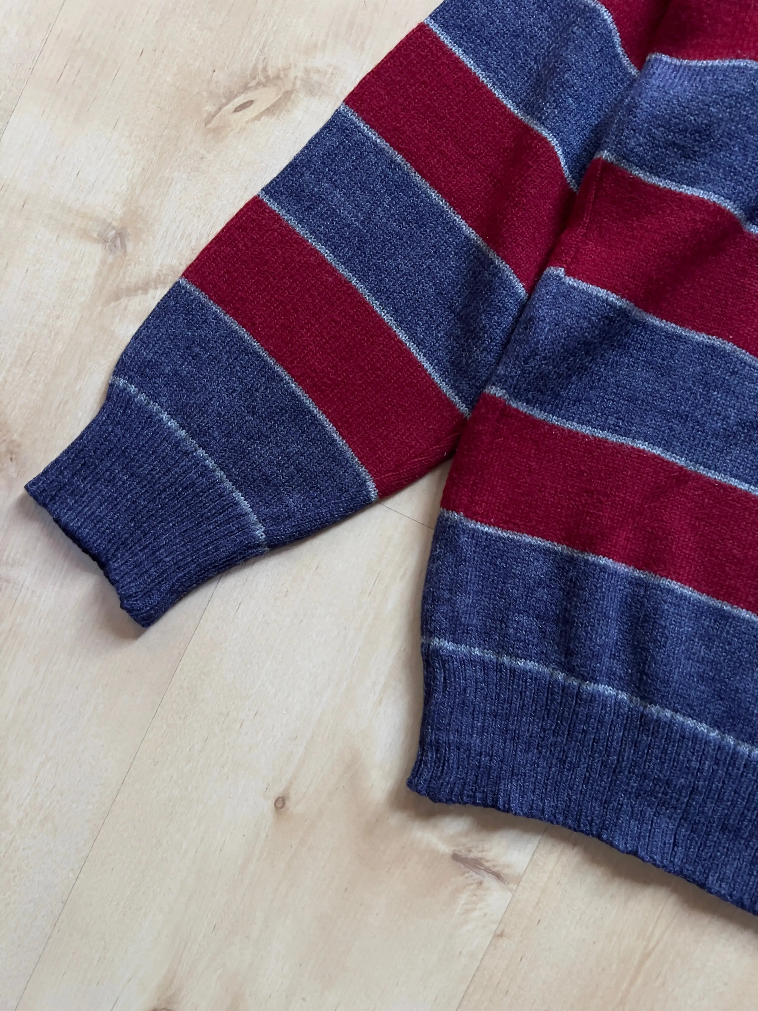 GREY/RED POLO COLLAR SWEATER - S/M AT JIM'S