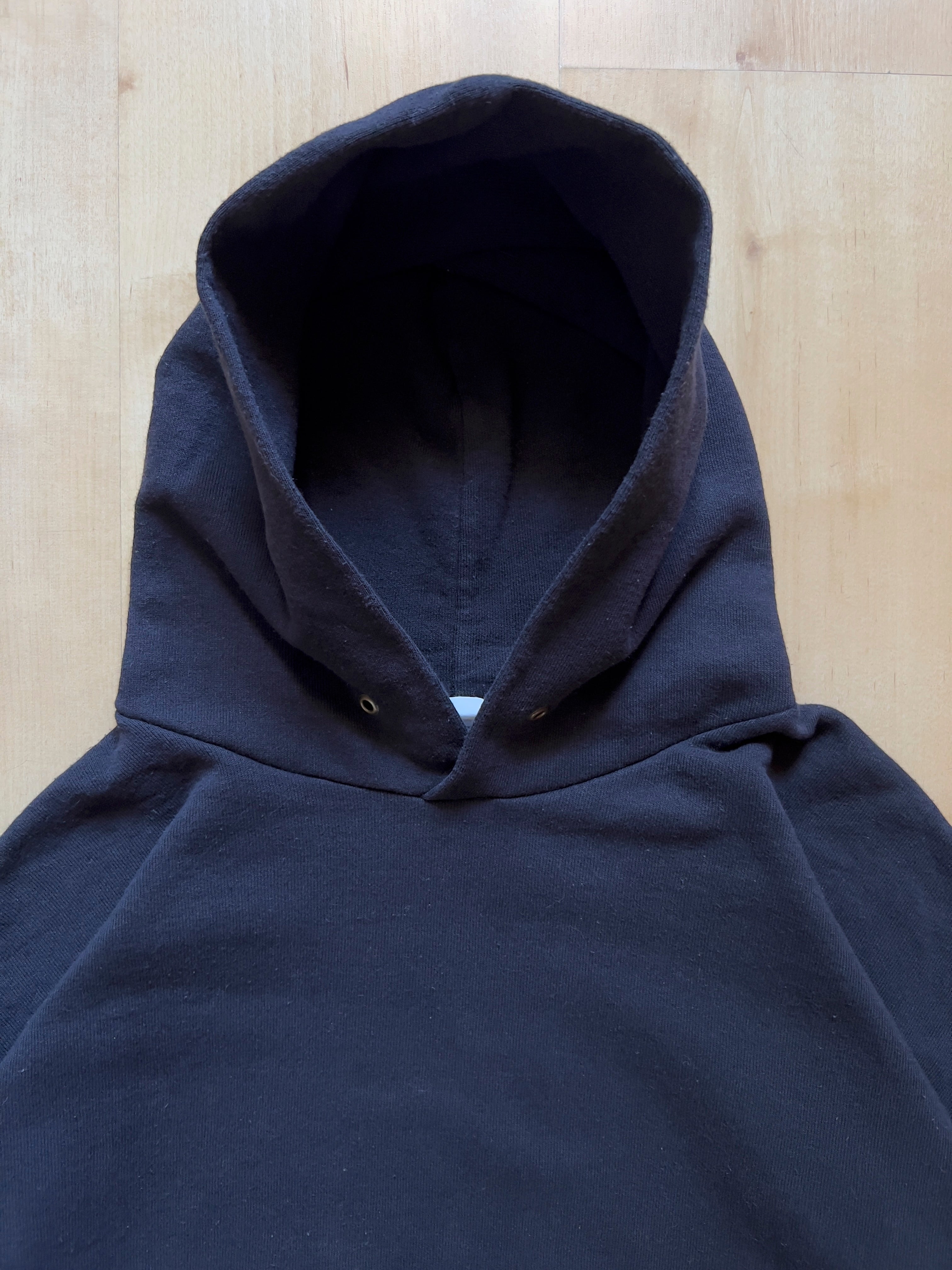 BLACK FRUIT OF THE LOOM HOODIE - L/XL AT JIM'S