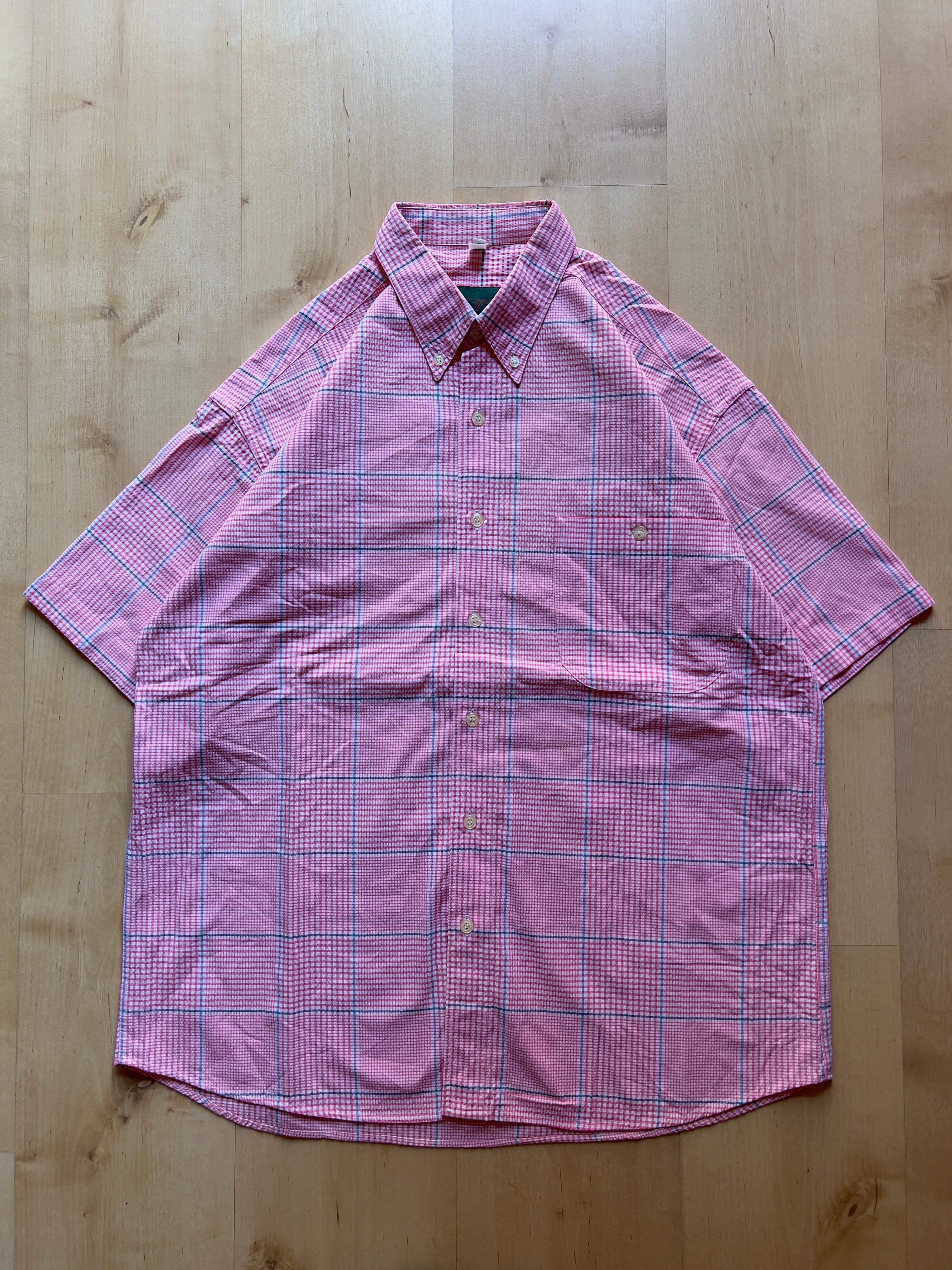 PINK CHECKED SHORT-SLEEVED SHIRT - L AT JIM'S