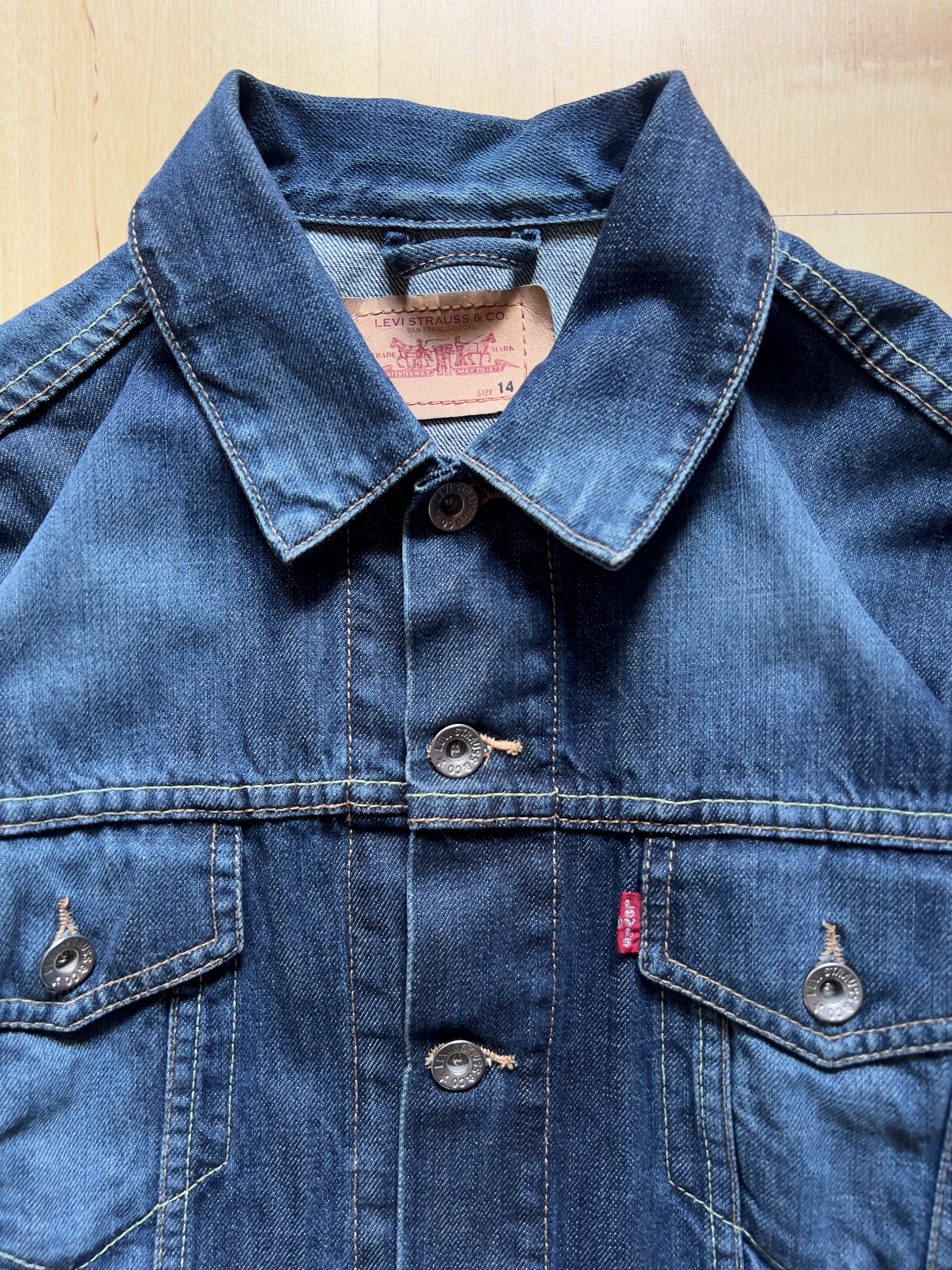 BLUE LEVI'S DENIM JACKET (W) - S AT JIM'S