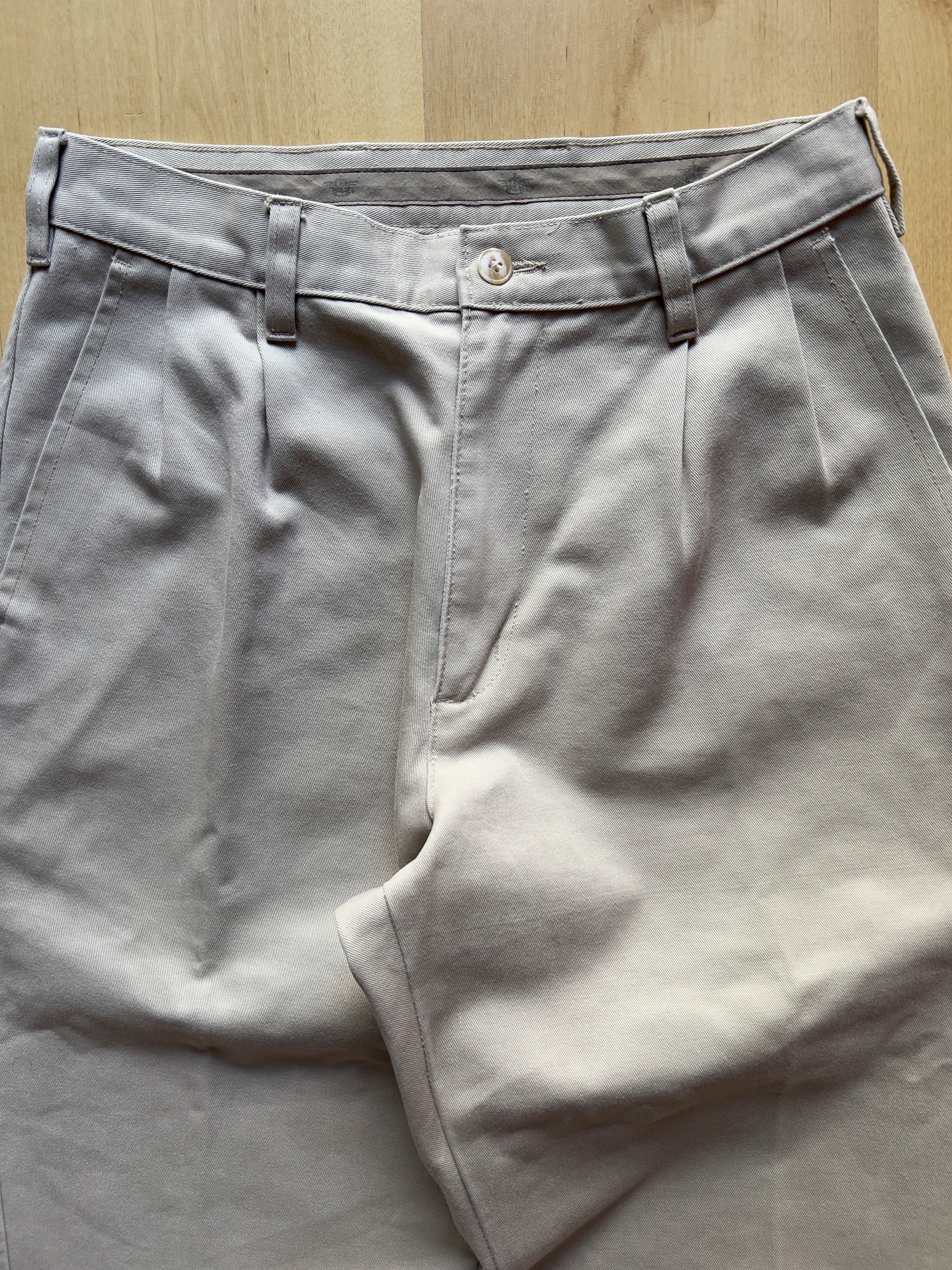 PLEATED DOCKERS KAKI PANTS - 27X33/XS AT JIM'S
