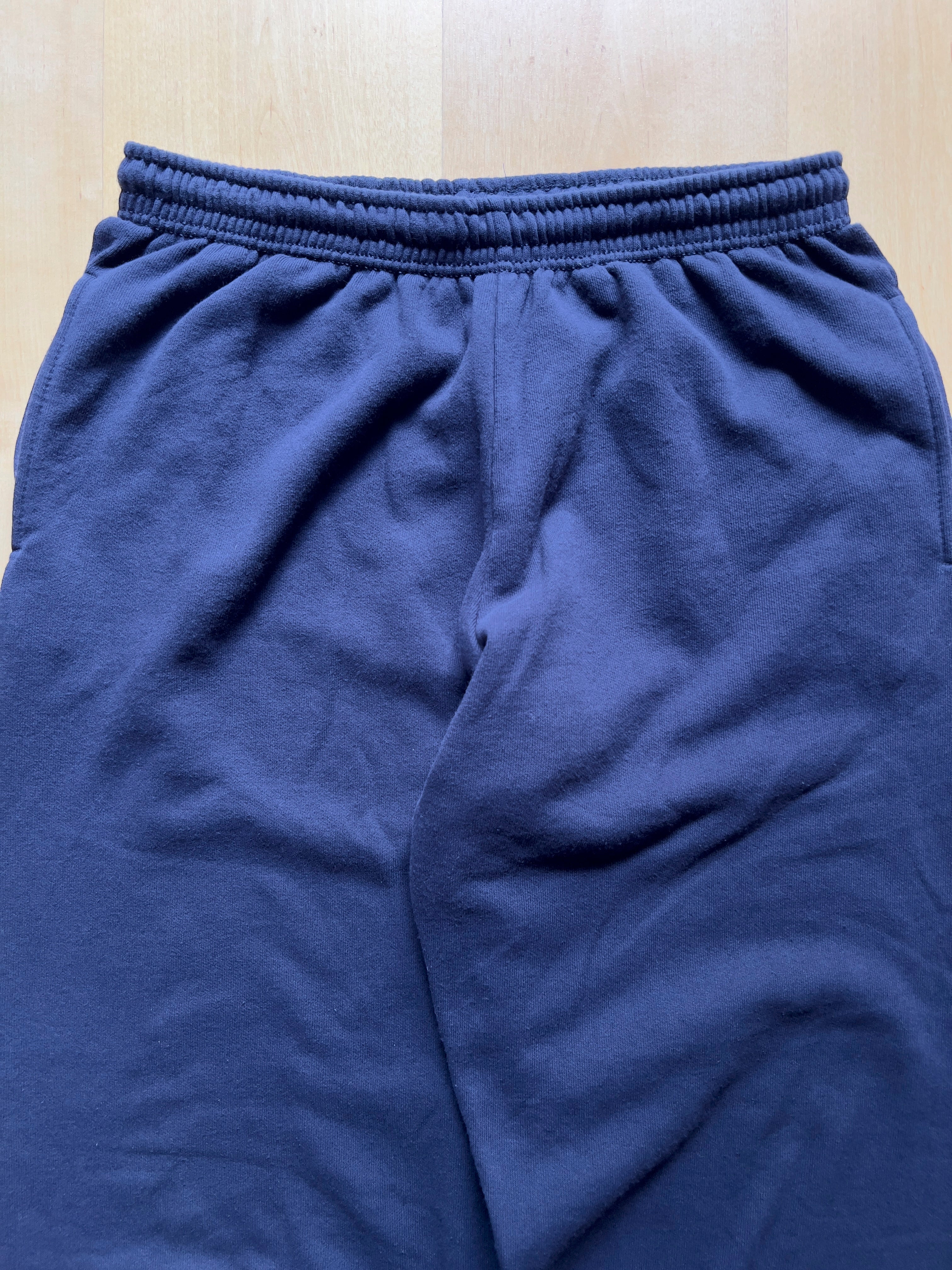 NAVY FRUIT OF THE LOOM SWEATPANTS - 31X31/L AT JIM'S