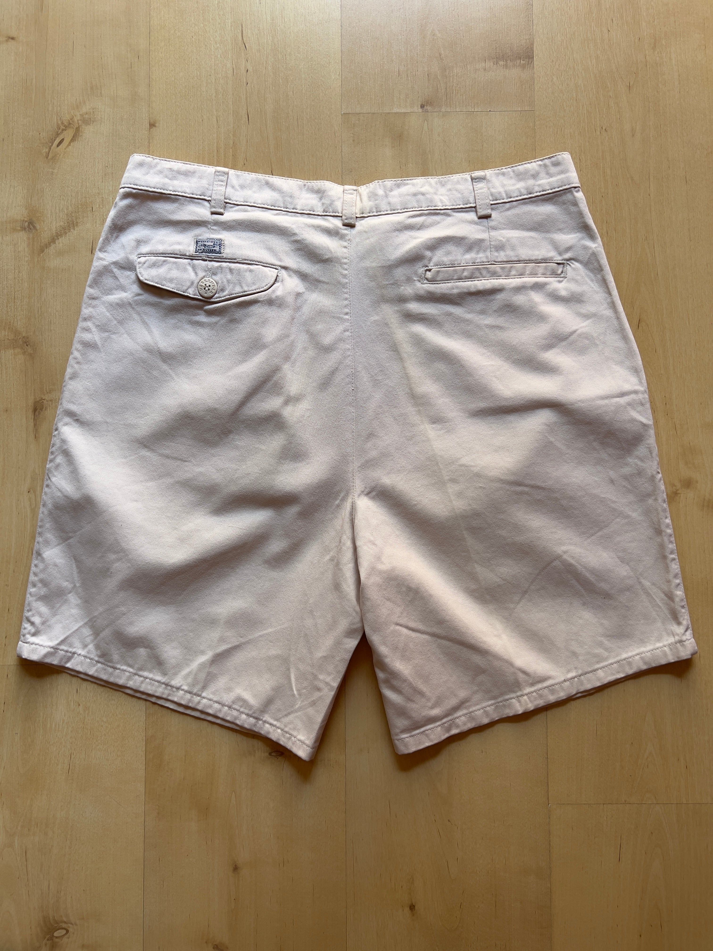 BEIGE PLEATED SHORTS - 35X8/L AT JIM'S