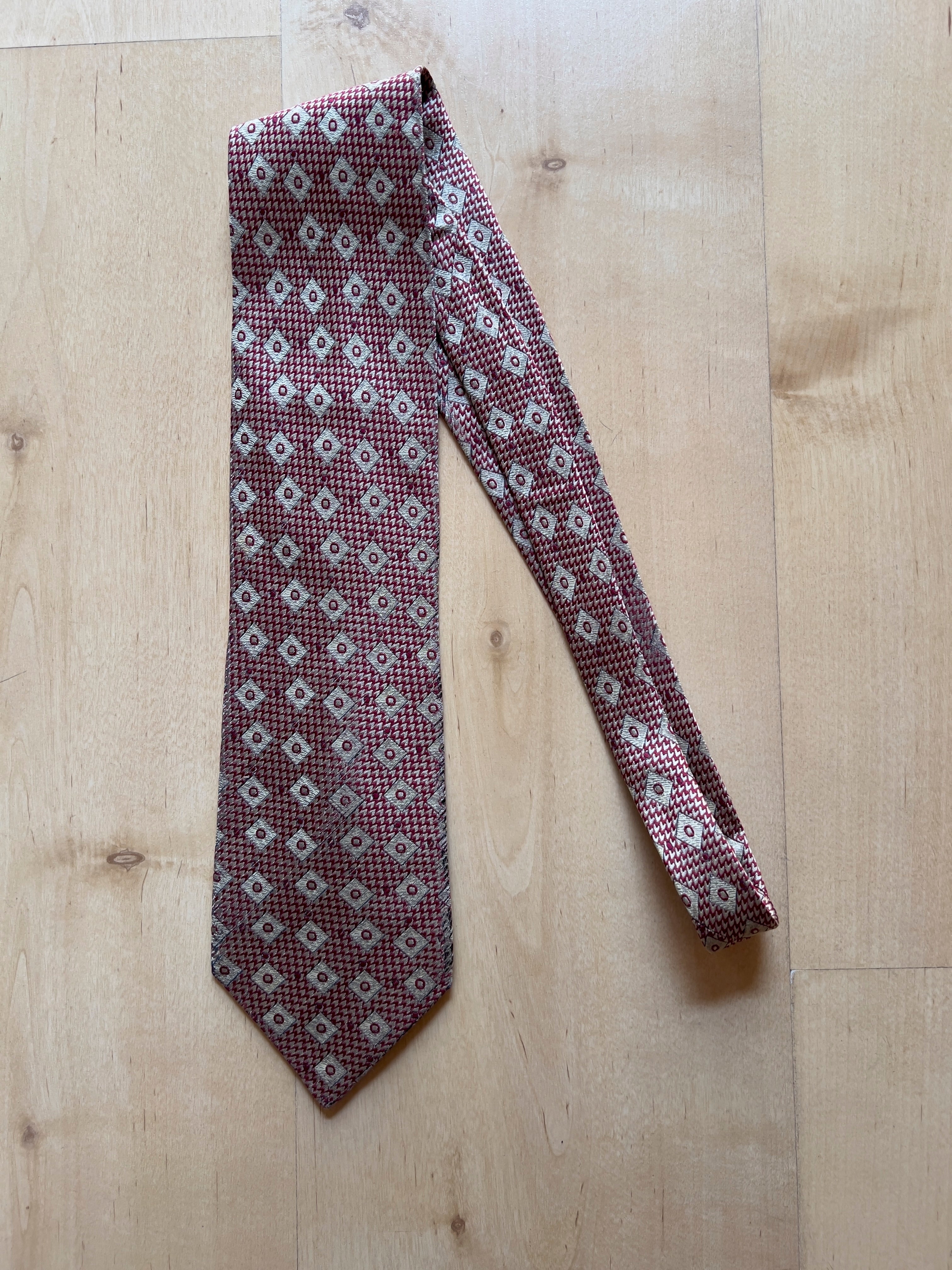 RED PIERRE CARDIN SILK TIE AT JIM'S